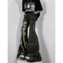 Distressed Multi-pocket Jeans image 9