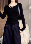 Asymmetric Keyhole Top image 6